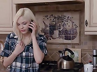 Lesbica MILF Adolescente Film completo