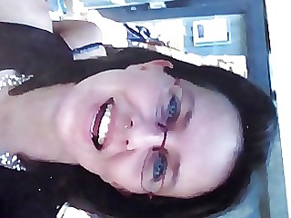 Amateur Handjob MILF