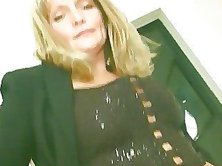 Blowjob Hot Mature Threesome